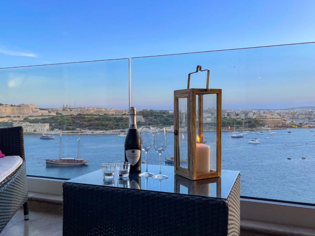 Unique Seafront Triplex Penthouse With Panoramic Bedroom & Rooftop Jacuzzi Overlooking Valletta Sliema Ngoại thất bức ảnh